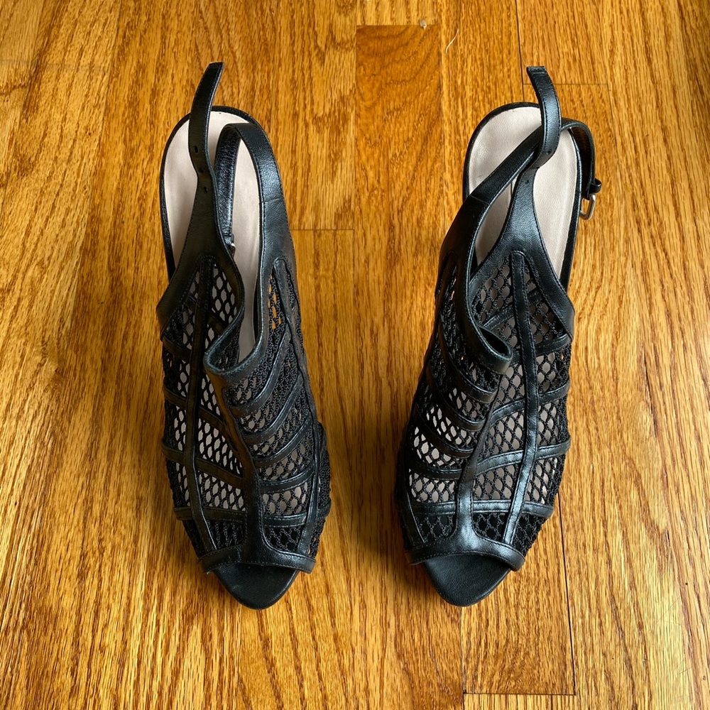 Miu Miu pumps in great shape